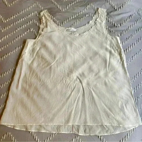 Club Monaco 100% Silk Round Neck Hi/Lo Tank Top Women's Size Medium in Ivory - Picture 1 of 9